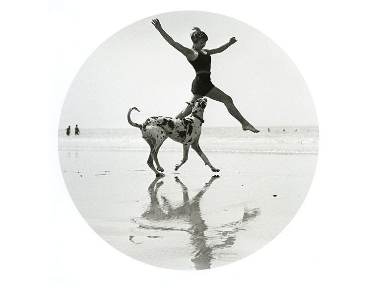 《スージー・ヴェルノン、ロワイヤン》1926年9月 Photographie Jacques Henri Lartigue © Ministère de la Culture - France AAJHL