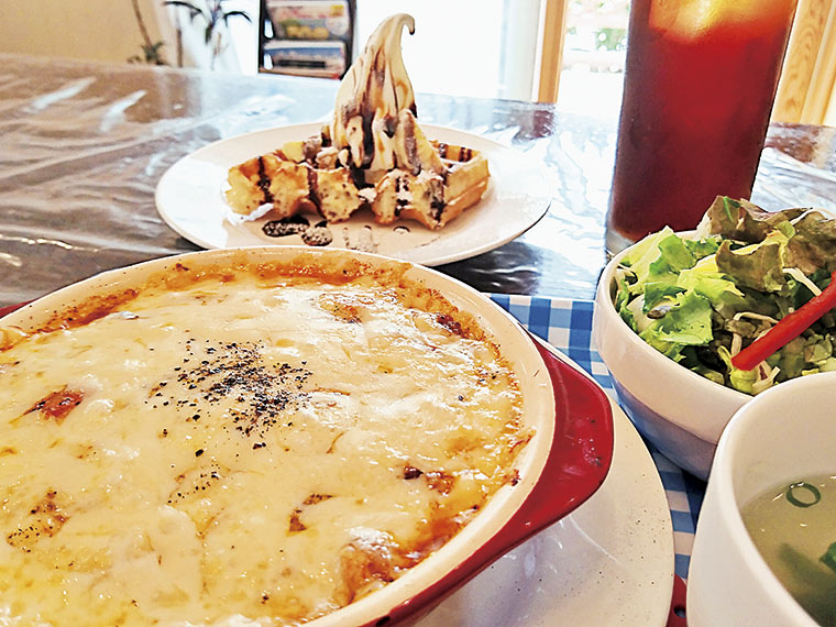 ドリスパ 1,370円〈ドリスパ・サラダ・スープ・ドリンク・ハーフワッフル〉【提供時間/11:30〜17:15ラストオーダー(土・日曜日は〜16:15ラストオーダー)※12月〜3月限定 ※10食限定】