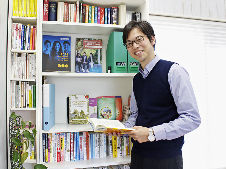 本田賢司先生/英検1級保持、留学経験も持つ。「2020年、英語教育は大きく転換します。将来に向けて、今から始めましょう」