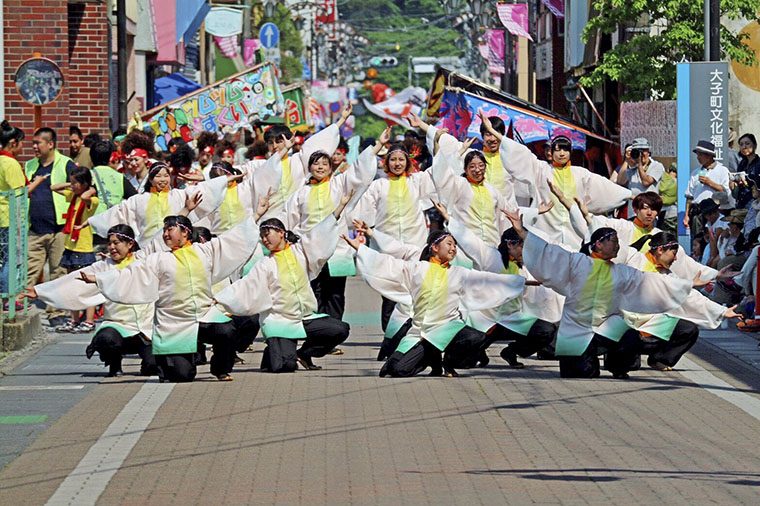 「福島学院大学 YOSAKOIクラブ月下舞流」のメンバー