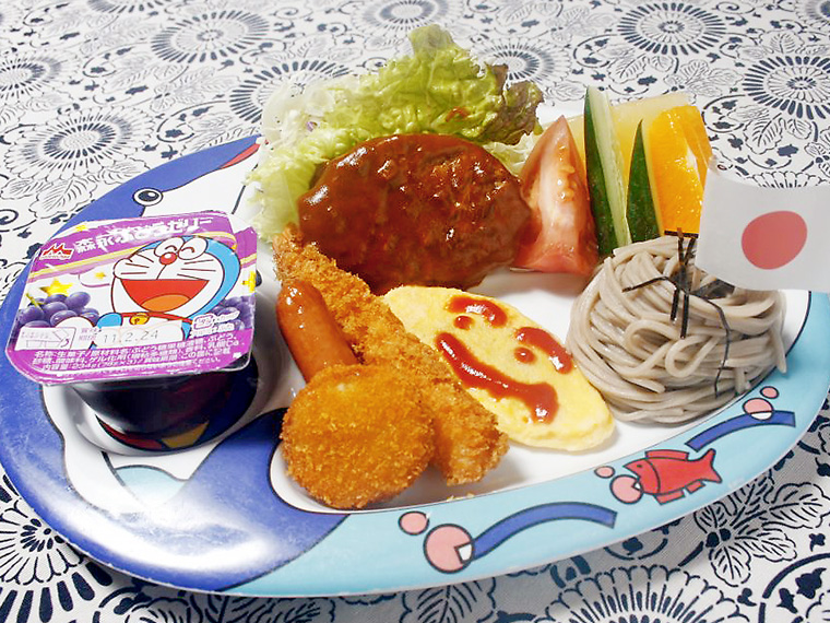 「お子様ランチ」(720円)