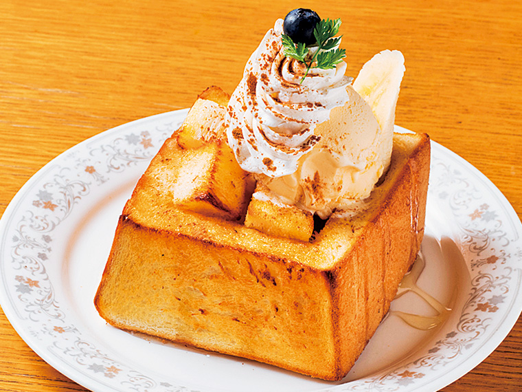 「ハニーシナモントーストバナナ添え」(880円)
