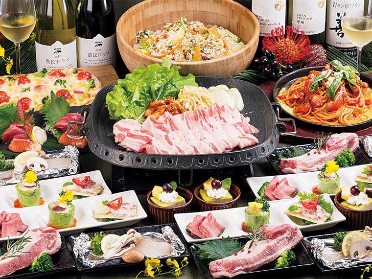 一人一皿ずつの盛り付け料理が多いのもうれしい
