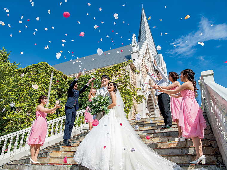 人生の晴れ舞台である「結婚式」をともに創り上げる喜び