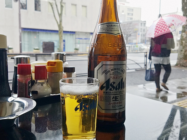 ビール（550円）