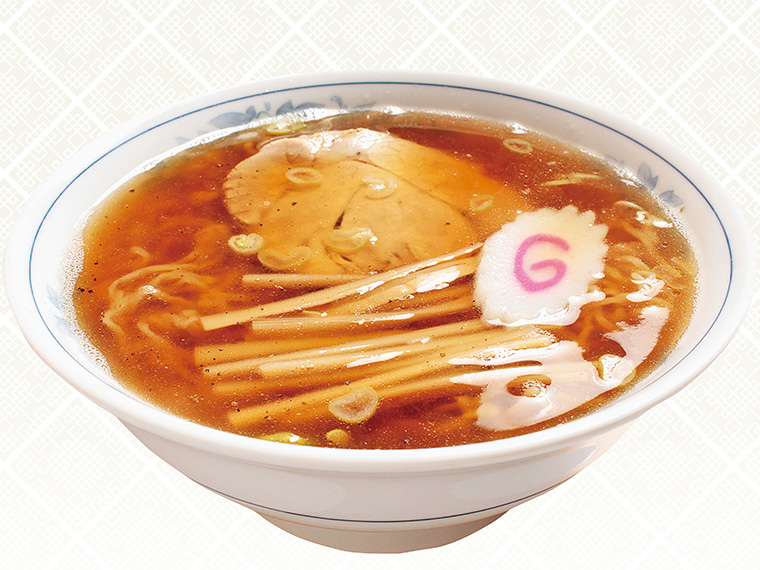 「中華そば」(600円)。シンプルな見た目の「中華そば」。あっさりしたスープには、ブラックペッパーがかかり、アクセントになっている
