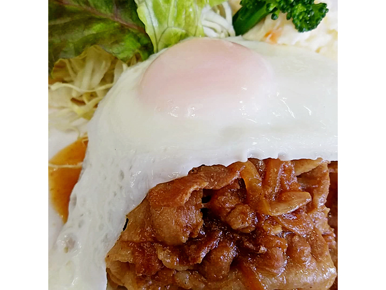 無事着地したパラシュートのような目玉焼き