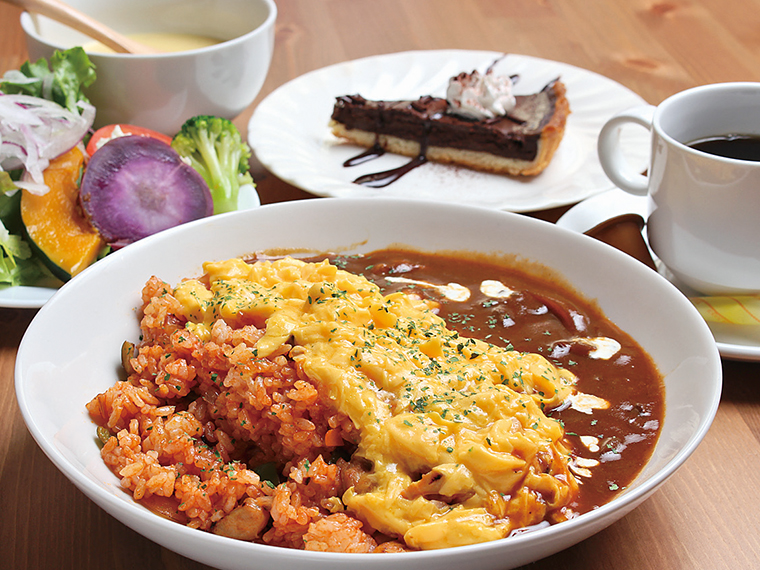 「とろ〜りオムライスとケーキset」(980円)