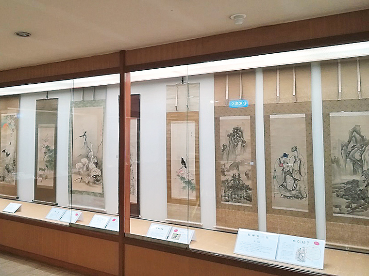 入館者限定でひける手作りおみくじには、展示中の作品タイトルが書いてある。あなたの"ラッキー日本画"をチェックしよう!