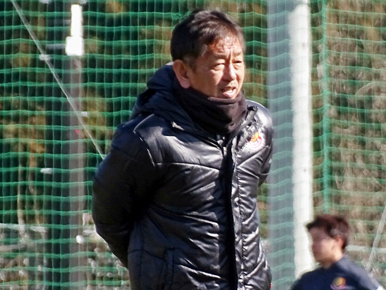 毎朝30分5キロ以上走って、身体を鍛えているそう。今季は監督のどんどん絞られる体形にも注目!