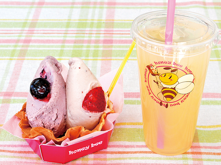 16【honey bee 南矢野目店・エスパル福島店】ジェラート&ふくしま桃(通常イートイン865円、テイクアウト850円)