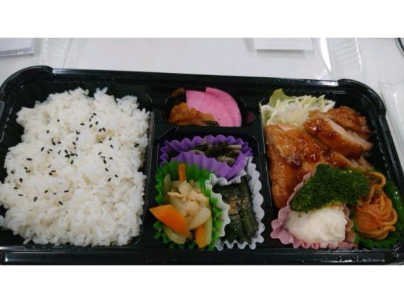 【国見町／道の駅国見あつかしの郷】弁当、総菜など