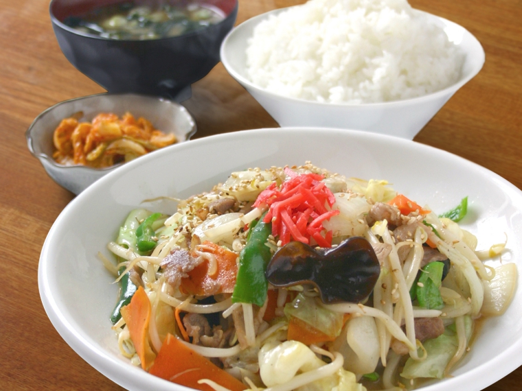 【ラーメン ねぎっこ　北福島店】野菜炒め、餃子など