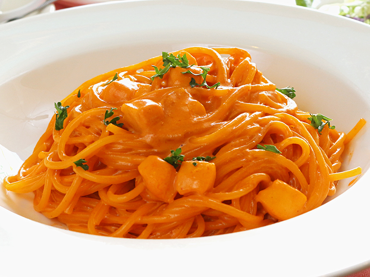 「うにのトマトクリームスパゲッティ」(950円・税別)