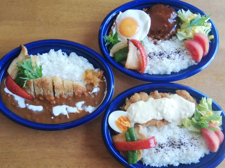 【洋風茶寮 風花田（ふかだ）】ロコモコ丼、カツカレー