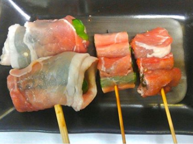 【酒夢来 忠司（サムライ ちゅうじ）】サムライ巻き（肉巻きおにぎり）、焼き魚など