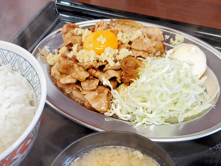 豚バラ生姜焼定食（550円）