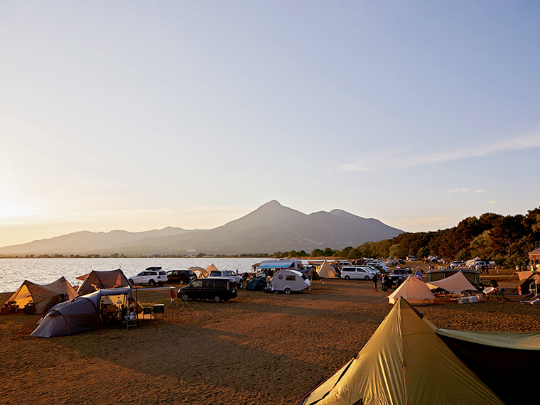 雄大な会津磐梯山と、猪苗代湖を望む風光明媚さが魅力！