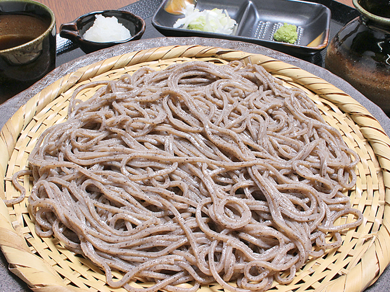 「田舎蕎麦」（990円）