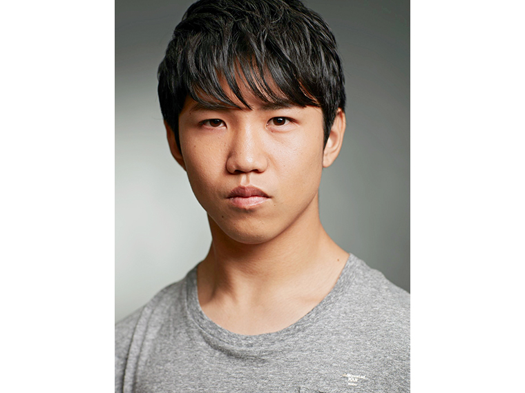 佐久本宝さん