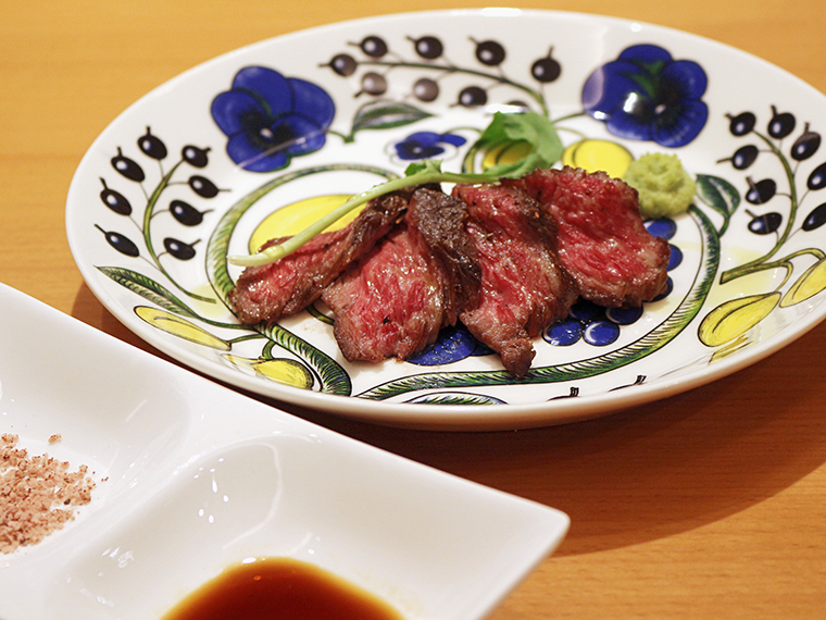 「和牛ステーキ ワサビを添えて」