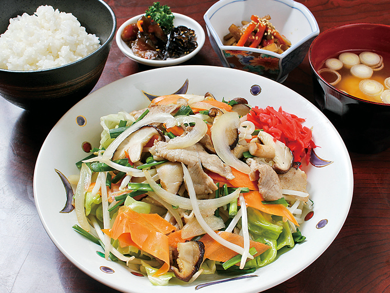 「野菜炒め定食」（970円）