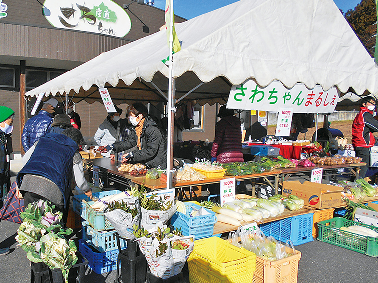 安くて新鮮!野菜の100円コーナー