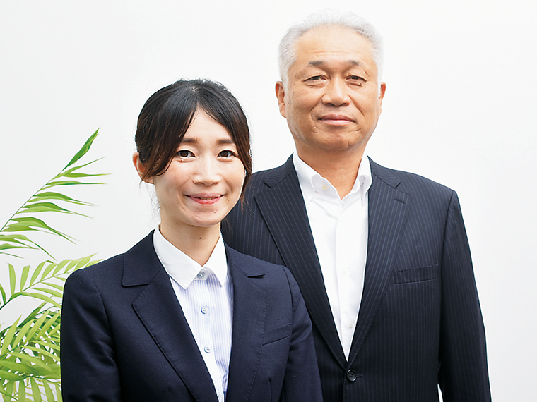 衛生管理者の山本桃子さん（左）と菅澤 清社長