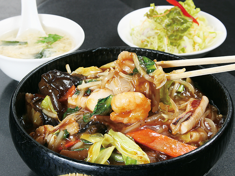 栄養満点の「中華飯」(850円)