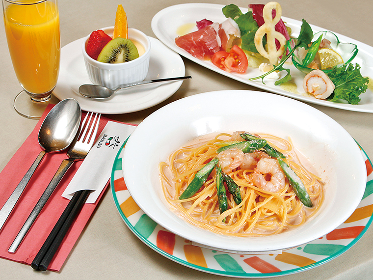 「季節限定スペシャルランチセット」(1,580円)