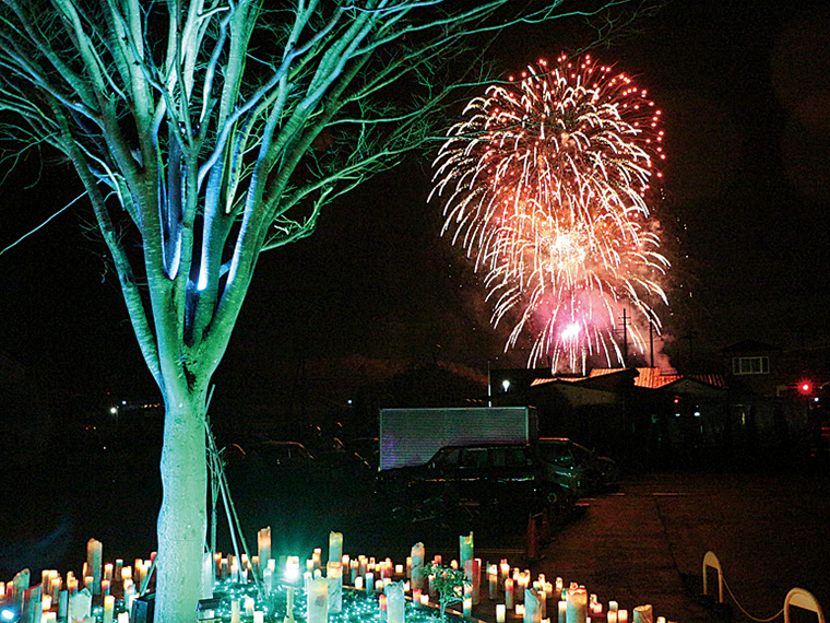 キャンドルや花火が冬の飯舘村を彩る。入場無料なので、ぜひ訪れてみて