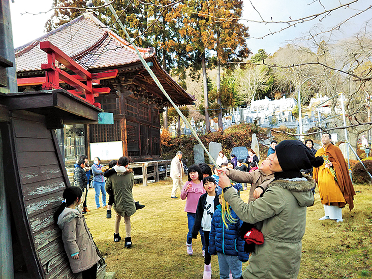 日中なら、子どもから高齢者まで気軽に参加することができる