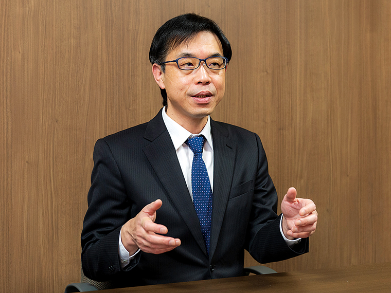 代表取締役社長 八角 洋(やすみ よう)