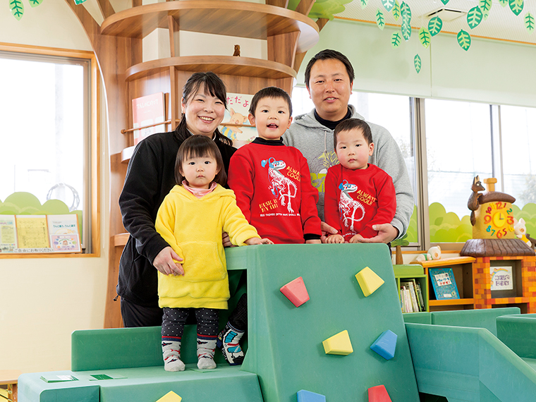 埼玉県にいたときは、片道1時間半かけて通勤していたという奥様の美夏さん。家族みんなで過ごせる時間が増えて、笑顔も増えた