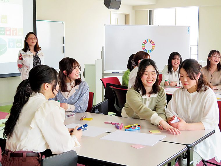 キャリア教養学科