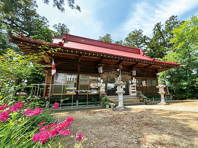 境内社には、火災除けなどのご利益がある死霊神社も