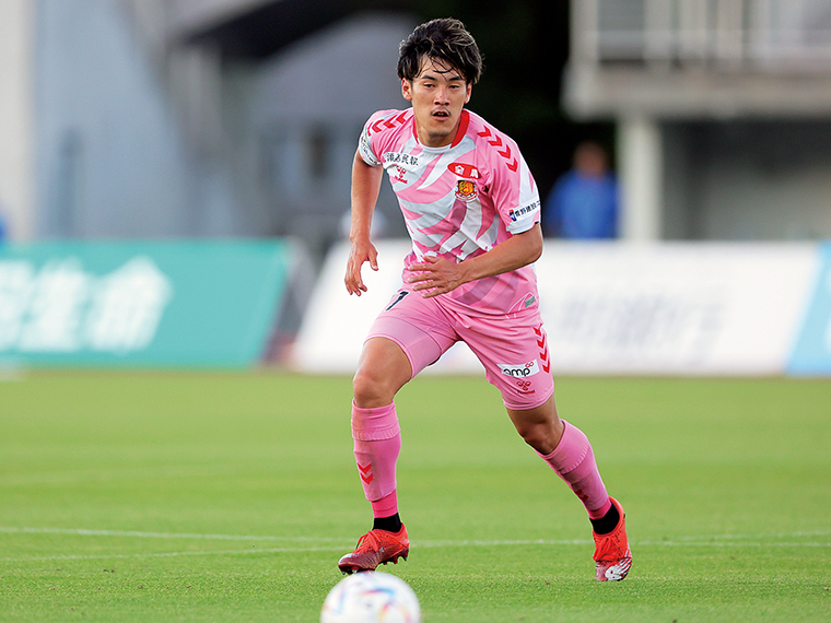 【写真提供/Fukushima United FC】2022年8月のSC相模原戦(AWAY)まで2022シーズンの桃ユニフォームを着用!