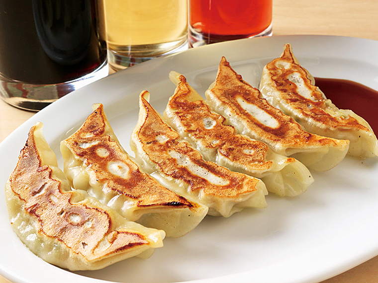 「餃子」(240円)。カリッモチッ食感!