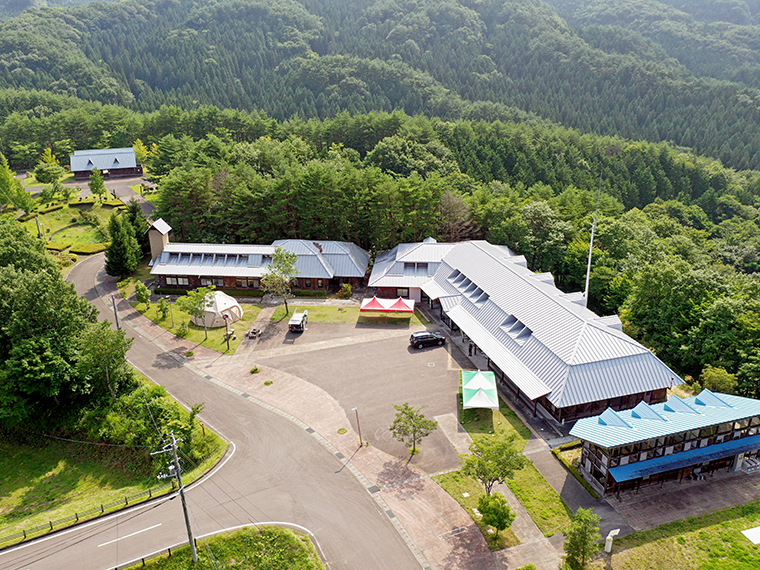 4年目を迎えるマルシェ。緑豊かな会場も魅力