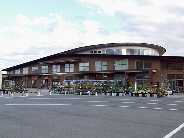 福島県内最大級の広さを誇る「道の駅ふくしま」
