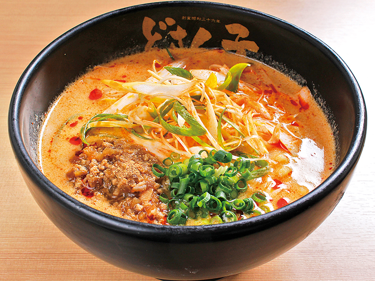 「担々麺」（940円）