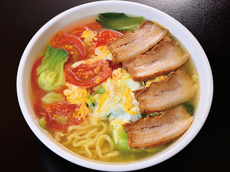 「山塩とまとラーメン」（1,250円）