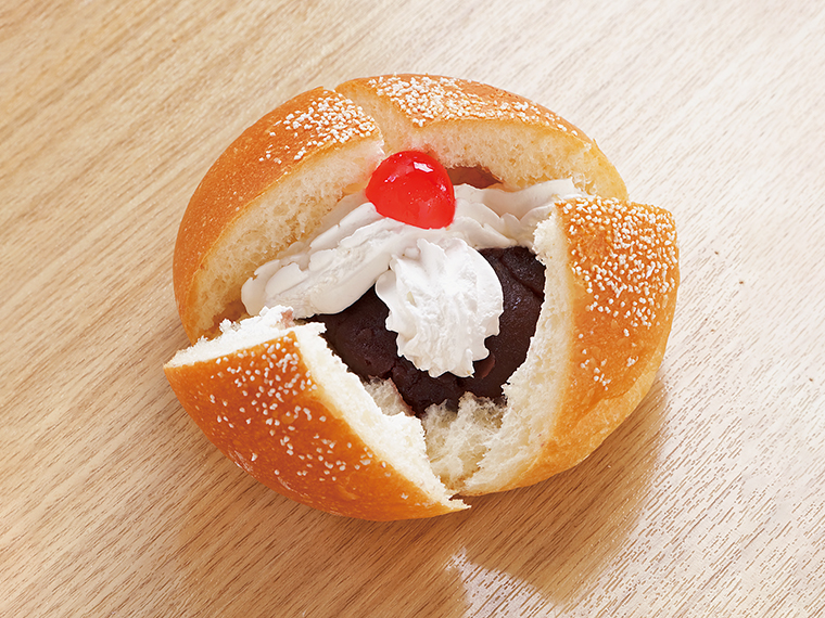 「よつわりパン」(1個155円)