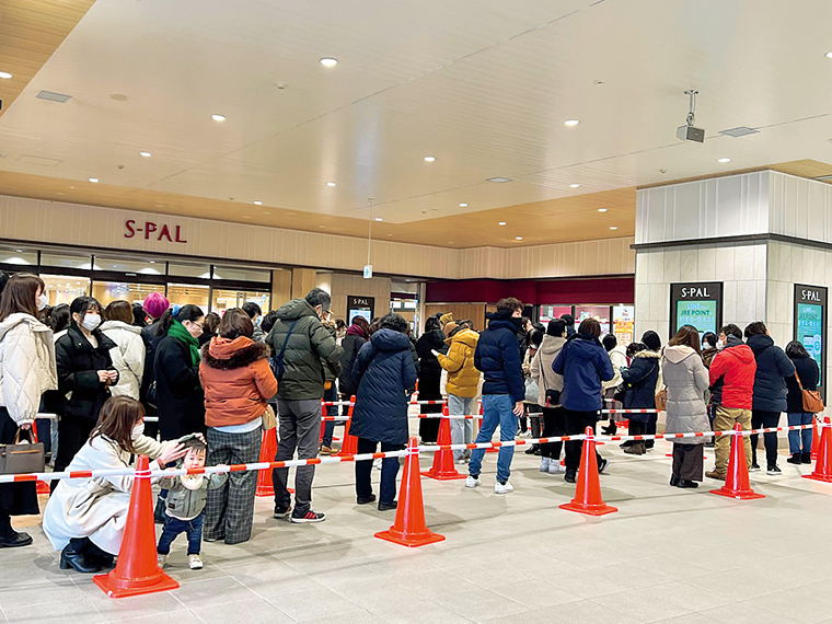 「みそ漬処 香の蔵」「パティスリーサワダ」といった「エスパル福島」出店ショップの福袋も数量限定で販売