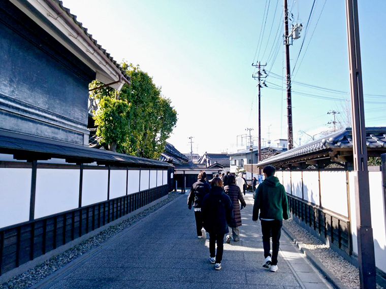 天気も良く、旧堀切邸まで散策しながら撮影