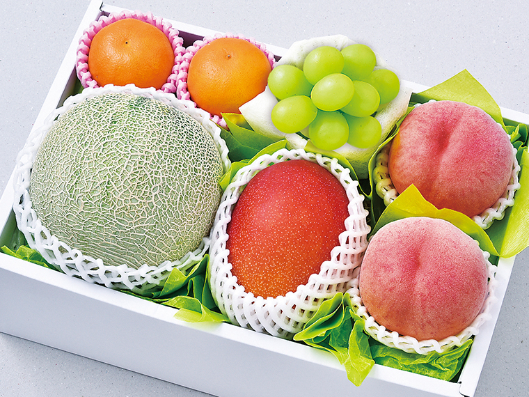 「夏の贈り物フルーツギフト（C）」（10,000円・税込10,800円）