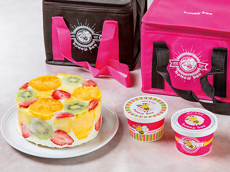 「ジェラートケーキ「フルーツハニー」と カップジェラートのセット」（4,920円）【くだもの畑・honeybee［福島市］】