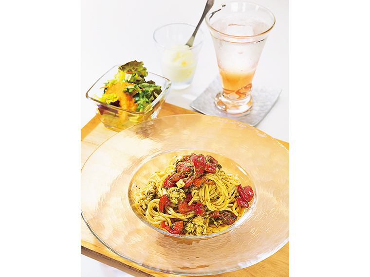 フレッシュトマトと大葉の冷製パスタ