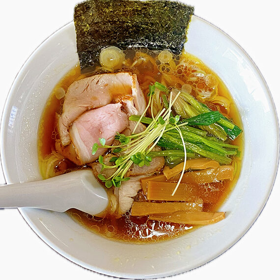 おすすめメニューの「特製中華そば」(850円)。「特製中華そば小盛」(600円)もあり、お好みの量で楽しめる