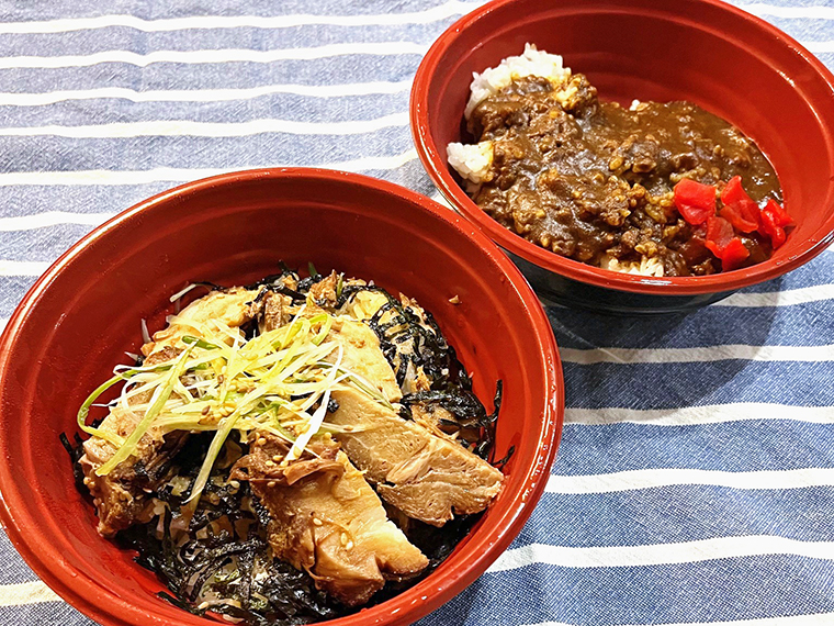 ラーメンやごはん類はテイクアウトも可能(容器代40円)